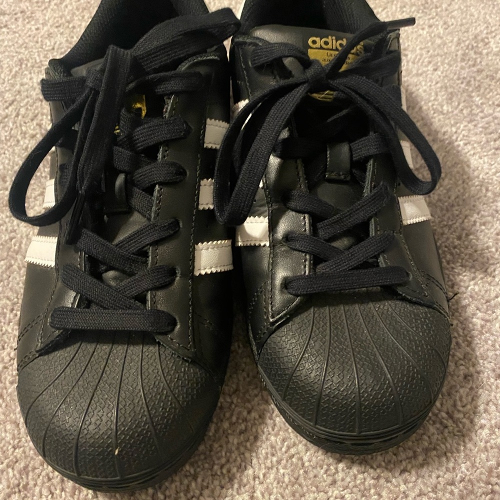 Adidas Superstar Sneakers